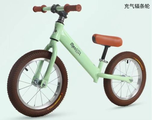 Stylish 3-8 Years Kids Balance Bikes 12In High Carbon Steel Frame